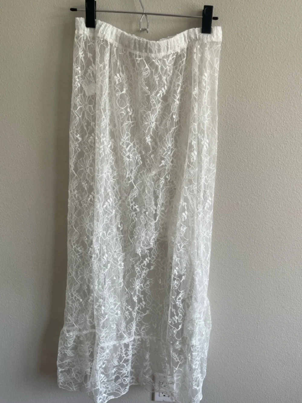 White Lace High-Low Maxi Skirt Size M - Picture 4 of 5